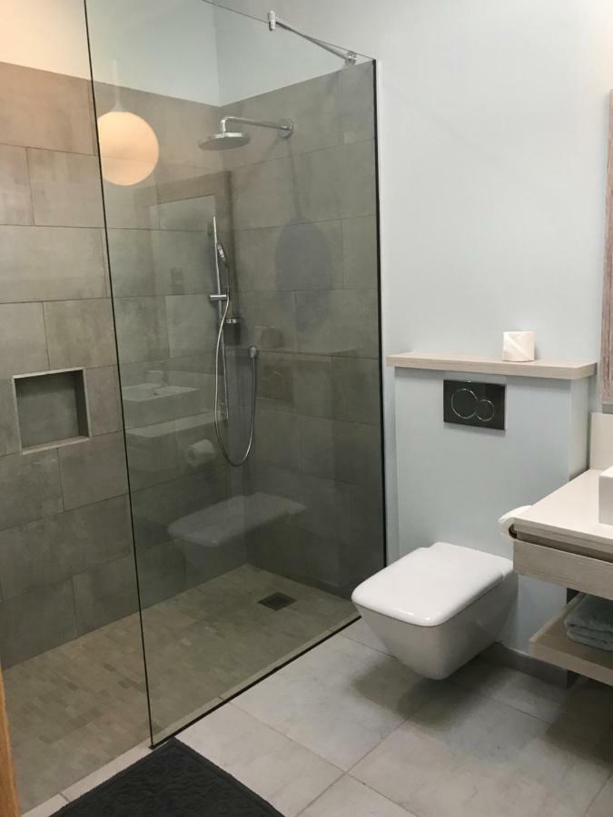 Luxury Villas At Royal Park 바라클라바 외부 사진